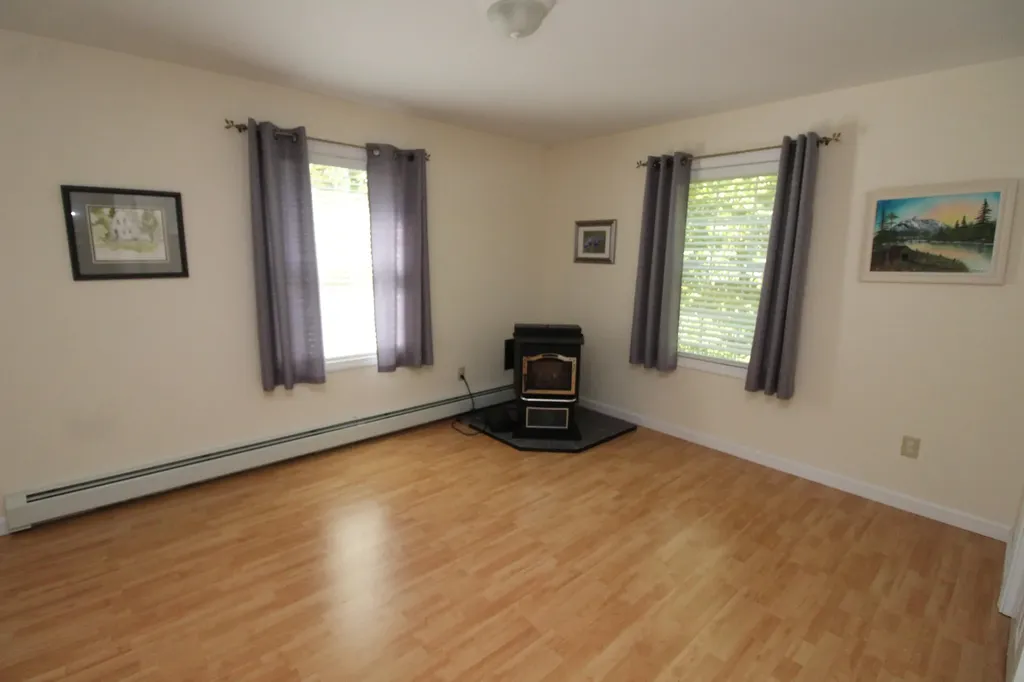 3242 Union Street Glenburn ME 04401