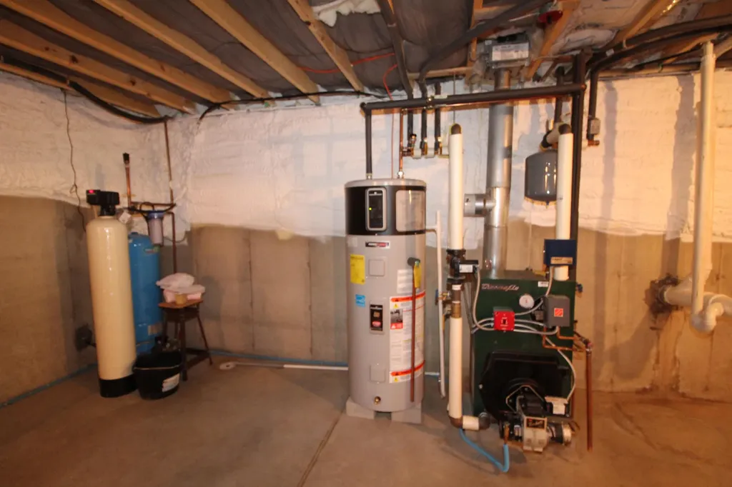 3242 Union Street Glenburn ME 04401