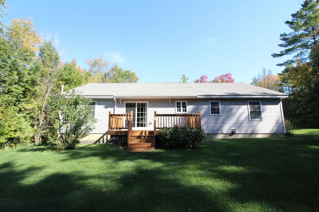 3242 Union Street Glenburn ME 04401