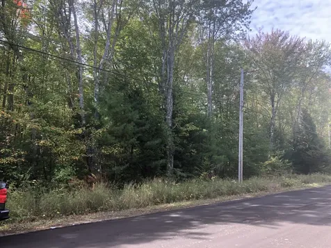 10 Boundary Road Standish ME 04084
