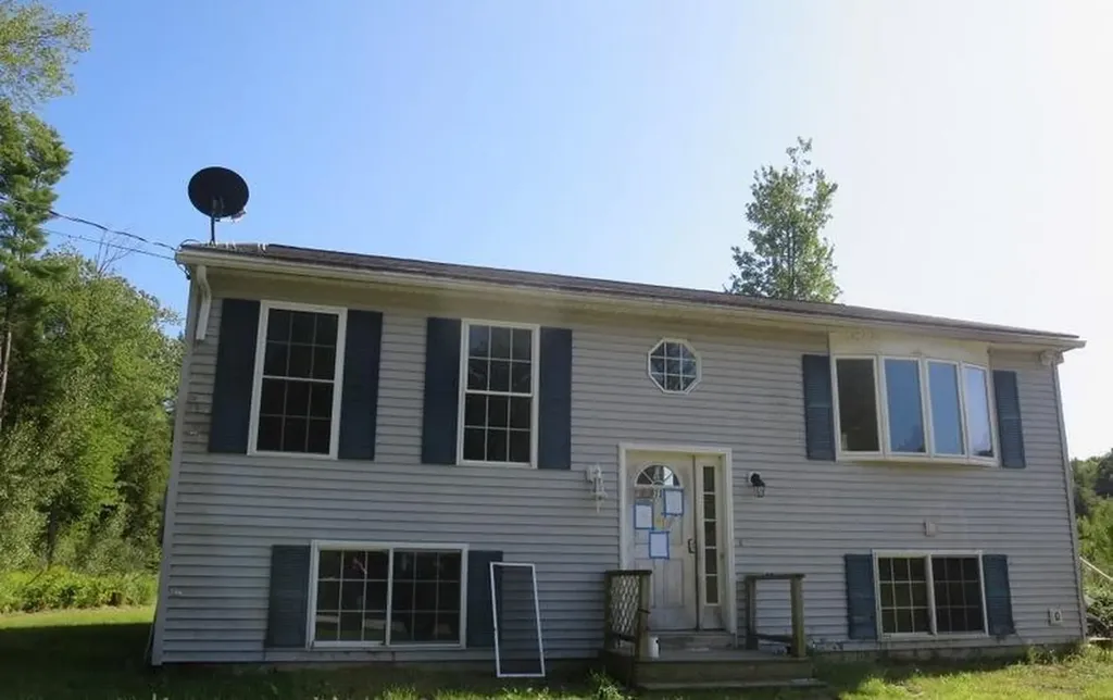 73 Rose Road Greene ME 04236