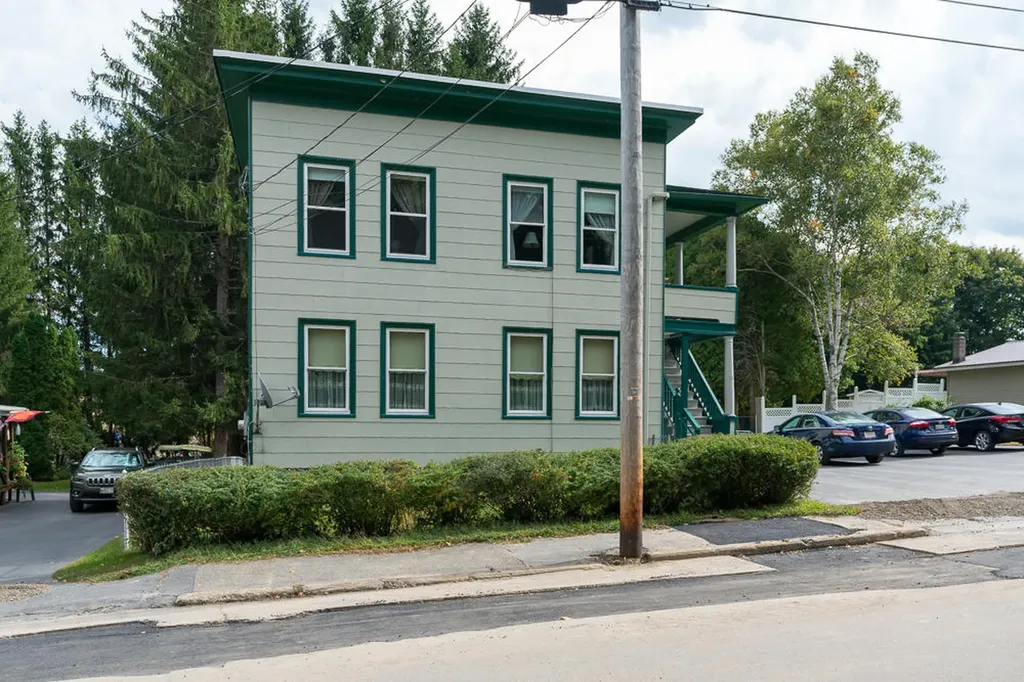 23 Lafayette Street Biddeford ME 04005