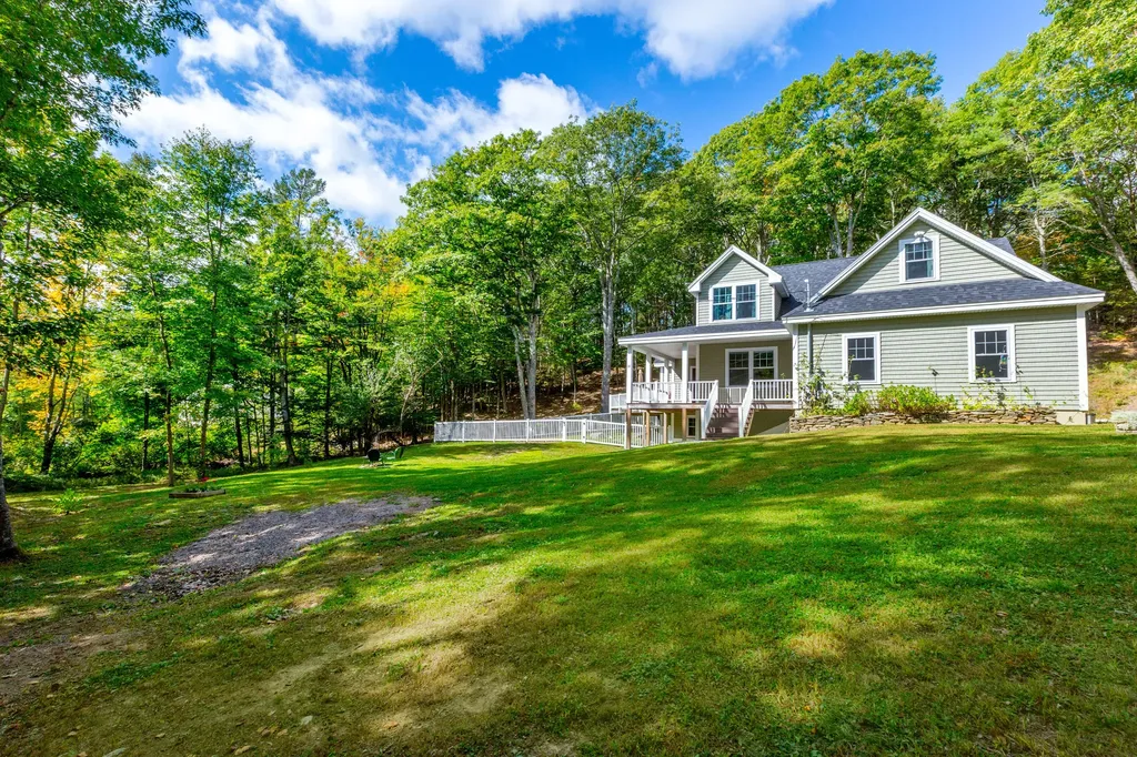 21 Stonewall Road Harpswell ME 04079