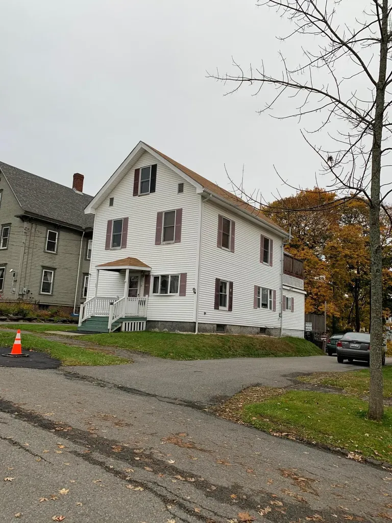 48 6th Street Bangor ME 04401