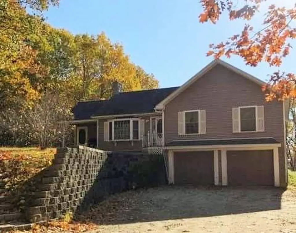 221 County Road Shapleigh ME 04076