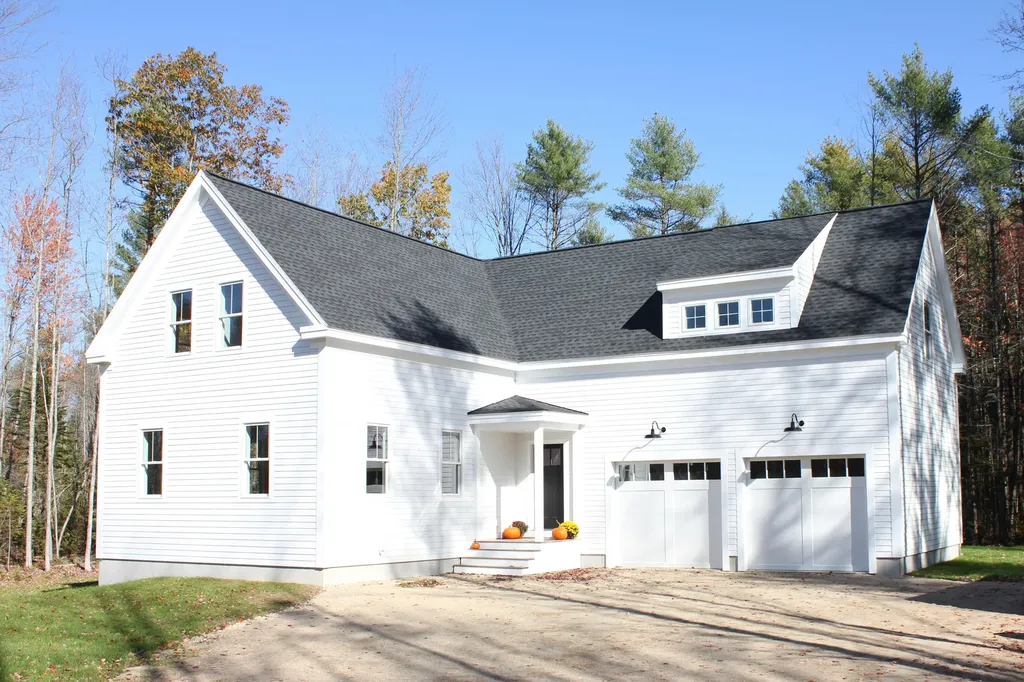 23 Florence Lane Pownal ME 04069