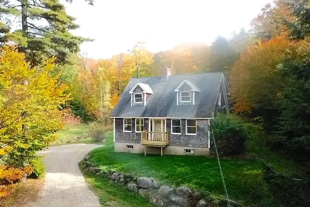 17 Lanning Lane Lincolnville ME 04849