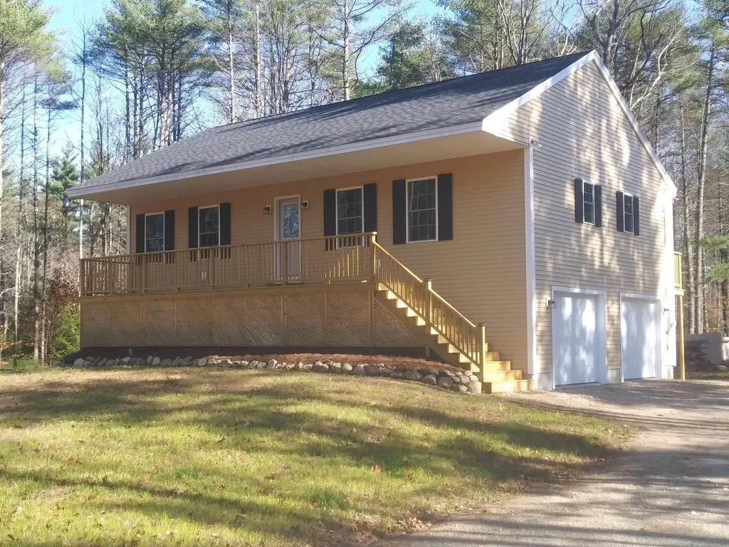 5 Abby Lane Limerick ME 04048