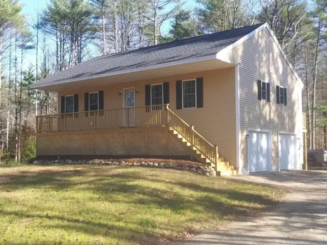 5 Abby Lane Limerick ME 04048