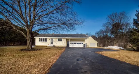 379 County Road Scarborough ME 04074