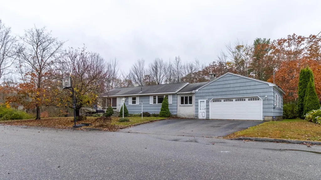 22 Evanthia Drive Biddeford ME 04005