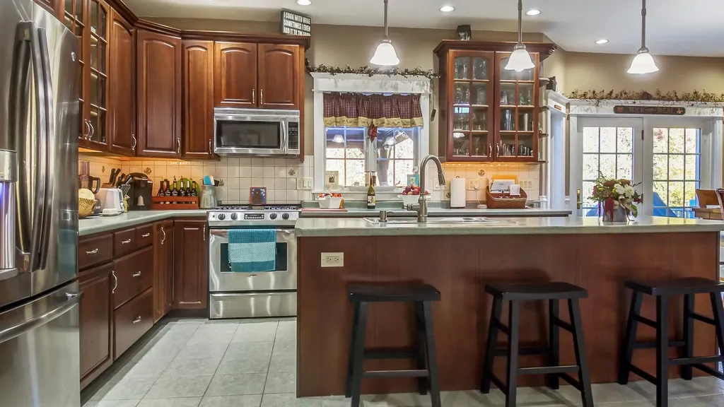 32 Stag Hollow Greene ME 04236