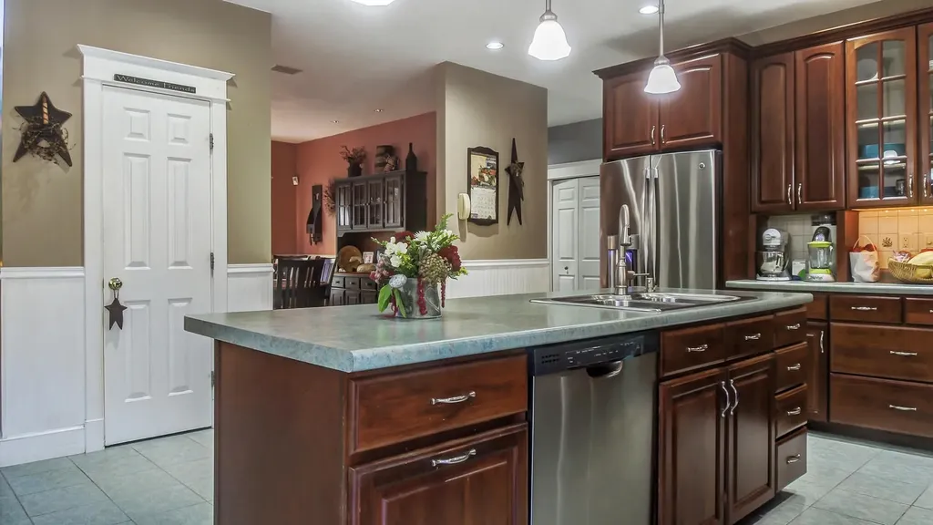 32 Stag Hollow Greene ME 04236