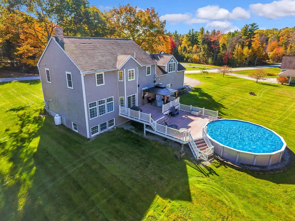32 Stag Hollow Greene ME 04236