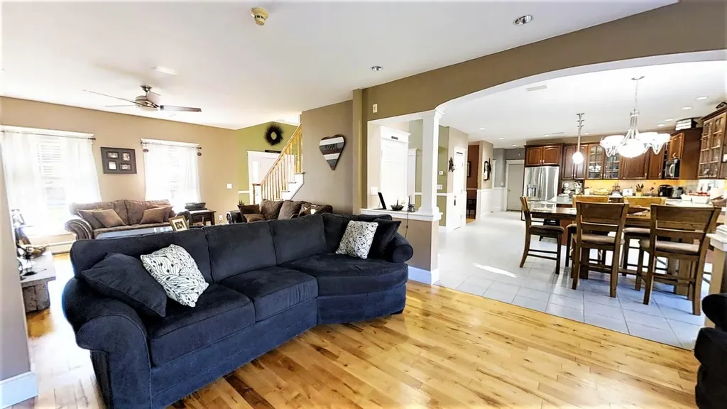 32 Stag Hollow Greene ME 04236
