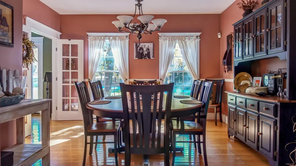 32 Stag Hollow Greene ME 04236