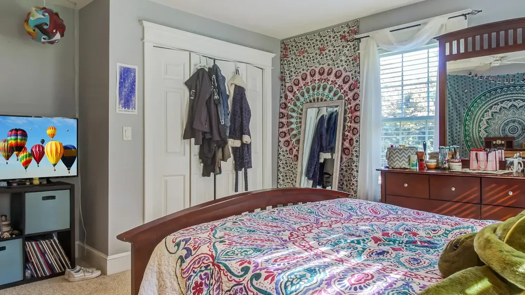 32 Stag Hollow Greene ME 04236