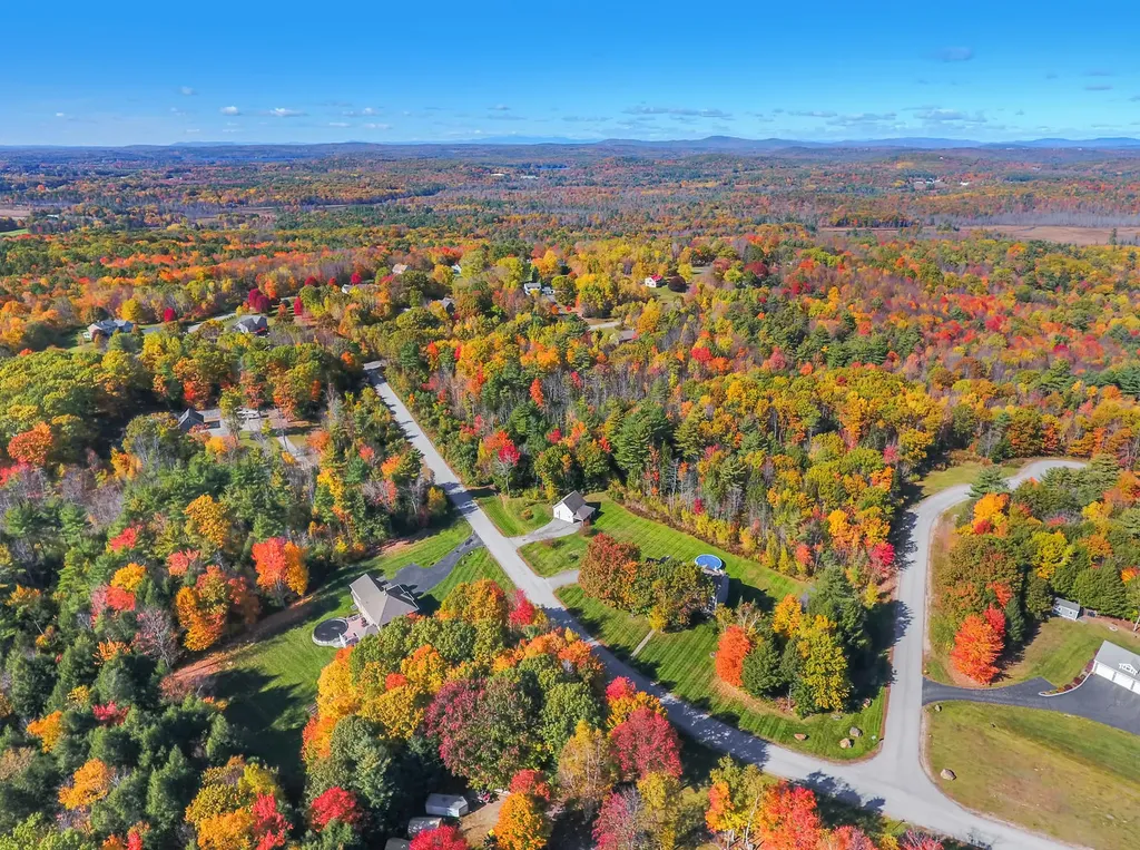 32 Stag Hollow Greene ME 04236