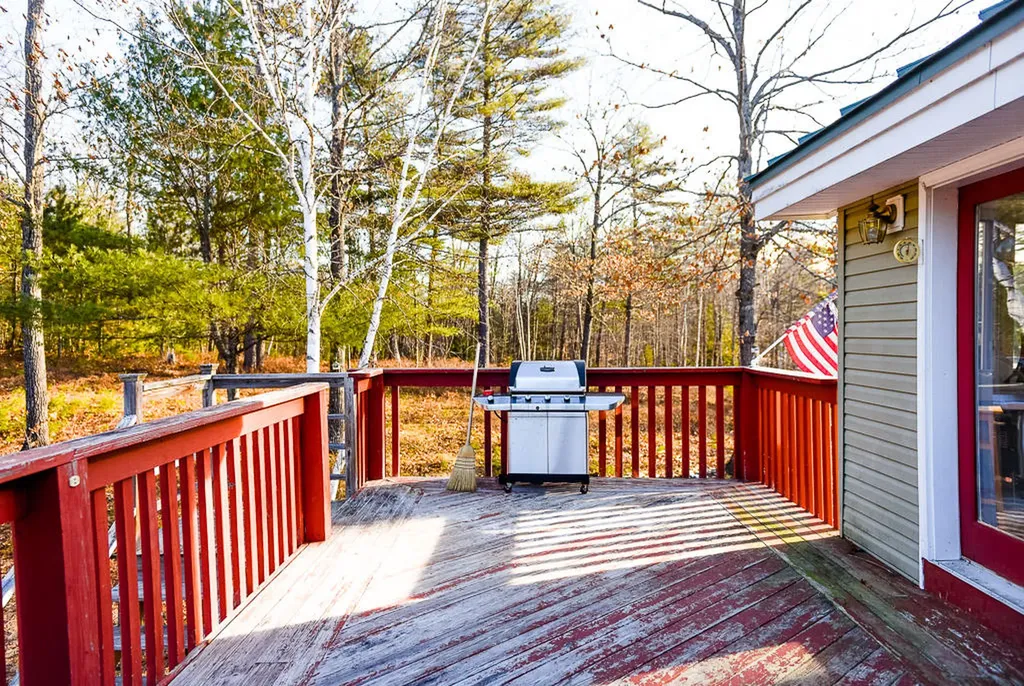 11 Whites Lane Chesterville ME 04938
