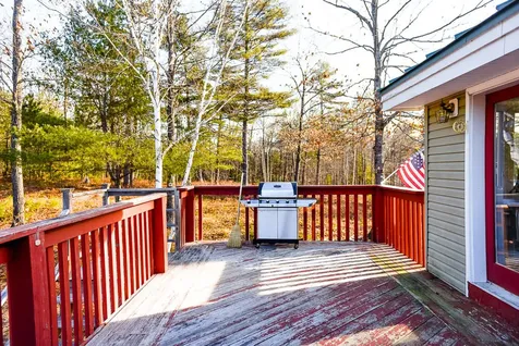 11 Whites Lane Chesterville ME 04938