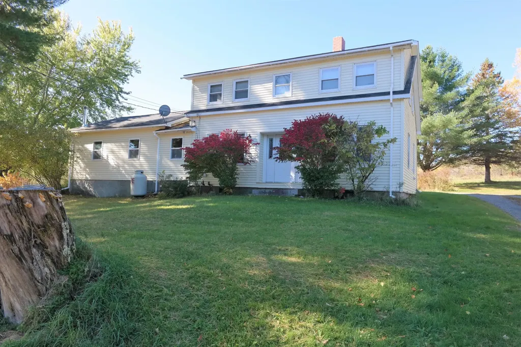 248 Todds Corner Road Saint Albans ME 04971