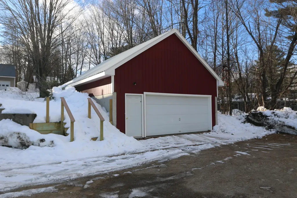 16 Tyler Street Bethel ME 04217