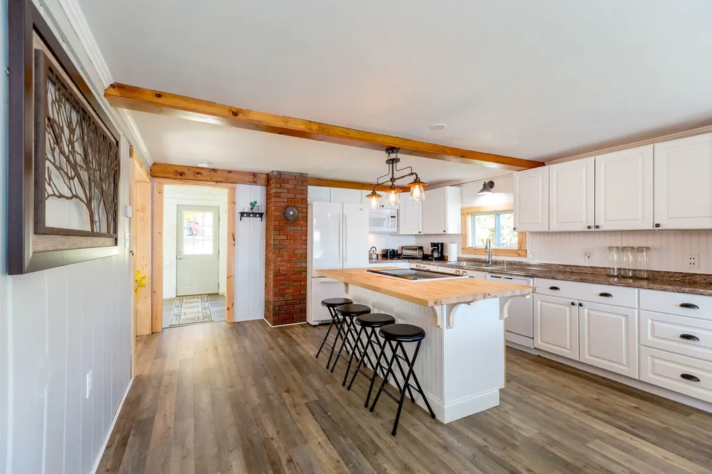 1041 Tasker Road Augusta ME 04330