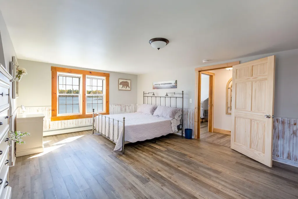 1041 Tasker Road Augusta ME 04330