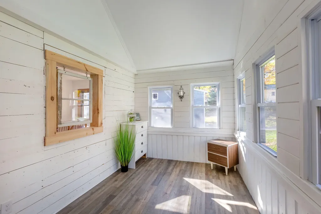 1041 Tasker Road Augusta ME 04330