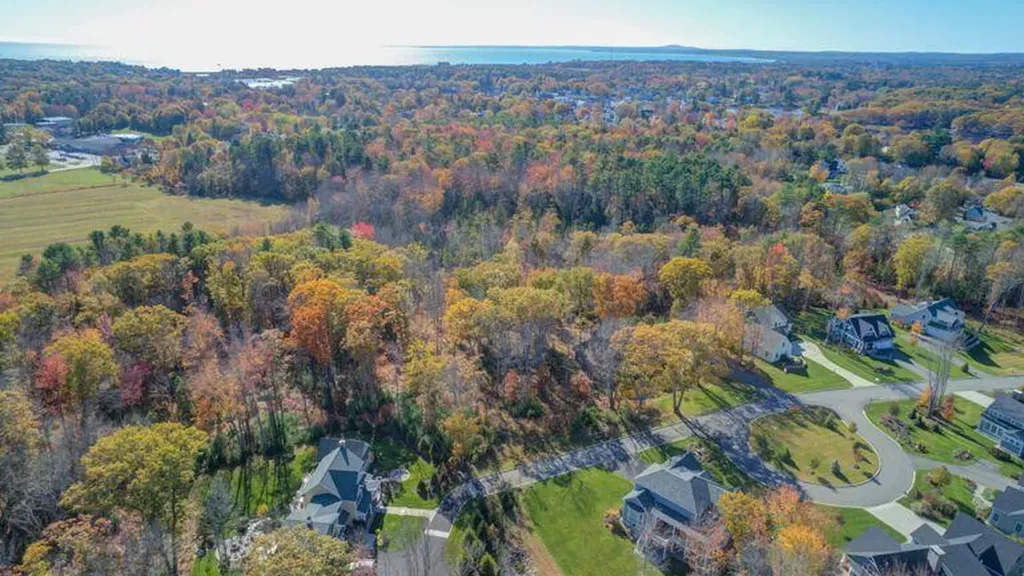 21 Reid Lane Kennebunkport ME 04046