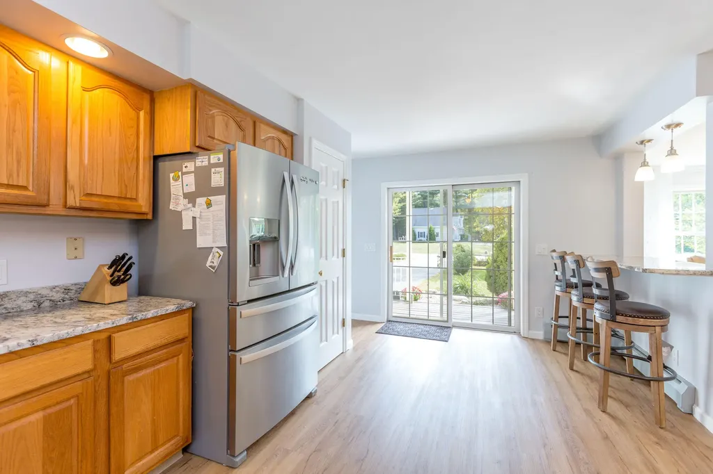 22 Madelyn Avenue Topsham ME 04086