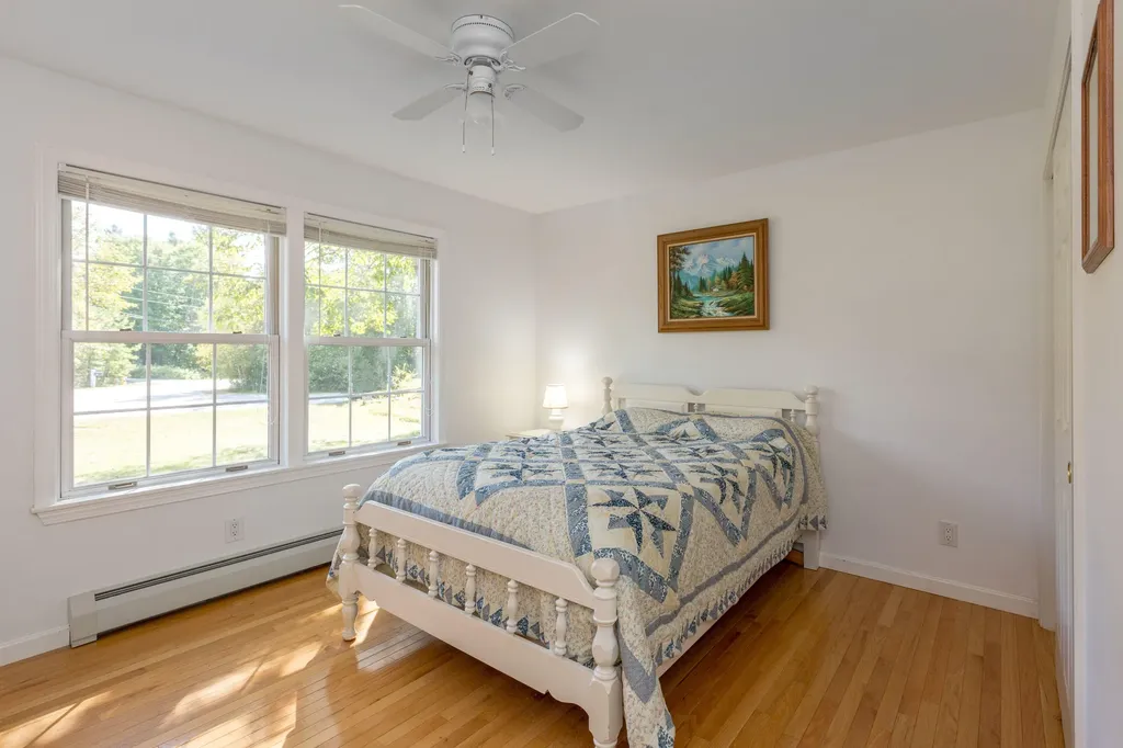 22 Madelyn Avenue Topsham ME 04086