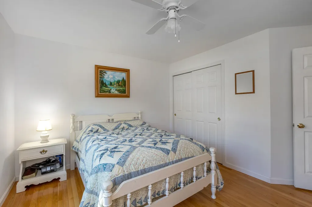 22 Madelyn Avenue Topsham ME 04086