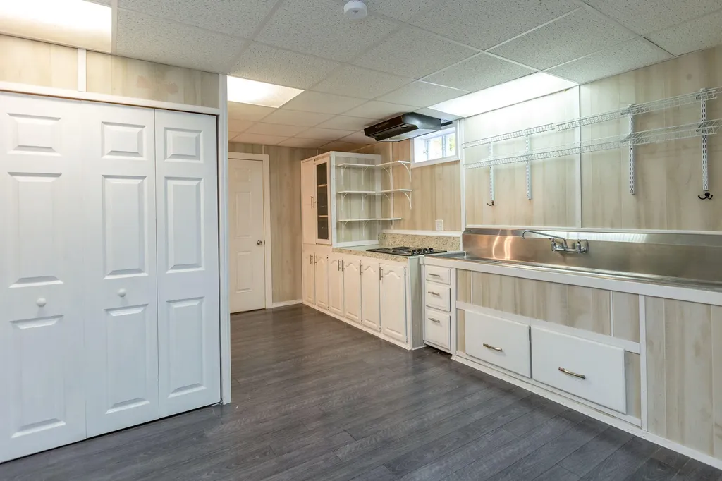 22 Madelyn Avenue Topsham ME 04086