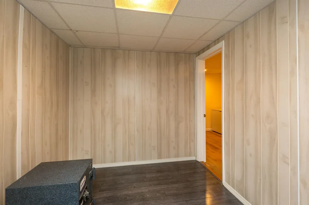 22 Madelyn Avenue Topsham ME 04086