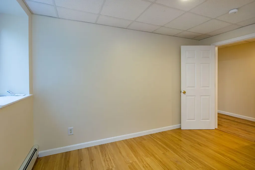 22 Madelyn Avenue Topsham ME 04086