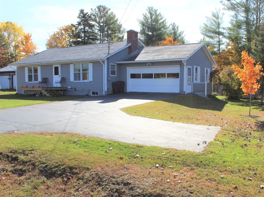 511 Main Street Madison ME 04950