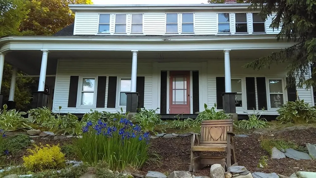 11 Mill Street Dexter ME 04930
