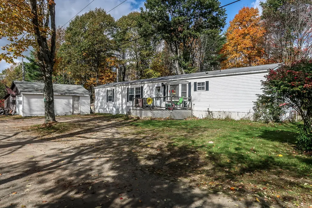 11 Ledgewood Lane Gardiner ME 04345