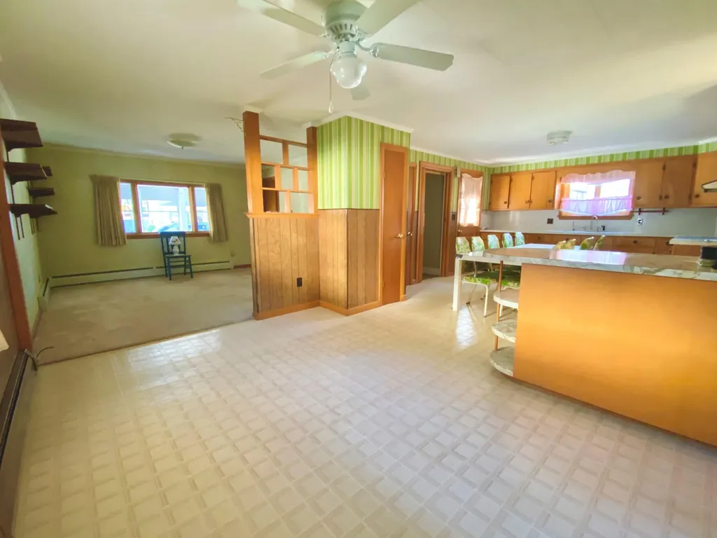 27 Prescott Street Sanford ME 04073