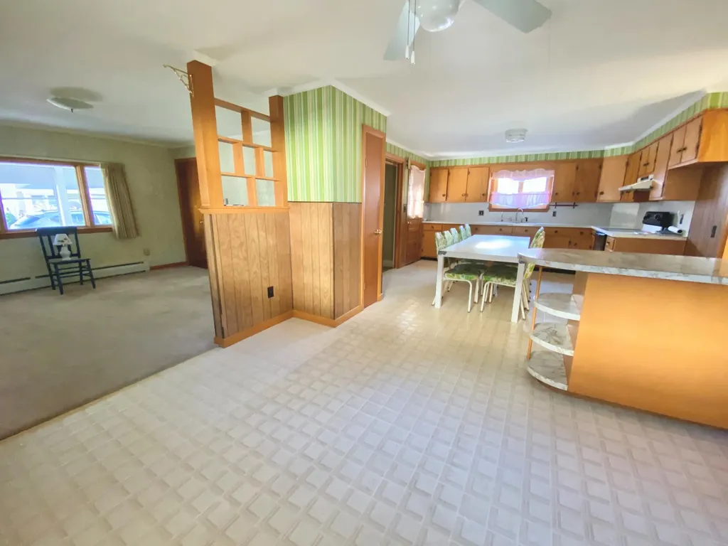 27 Prescott Street Sanford ME 04073