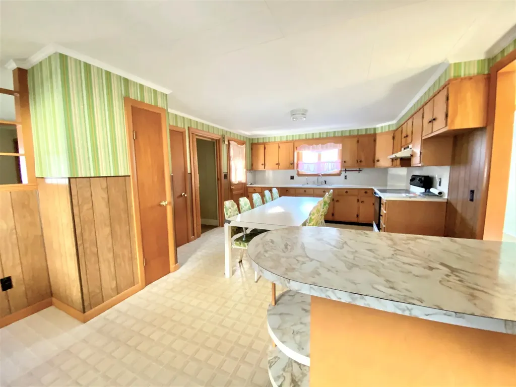 27 Prescott Street Sanford ME 04073