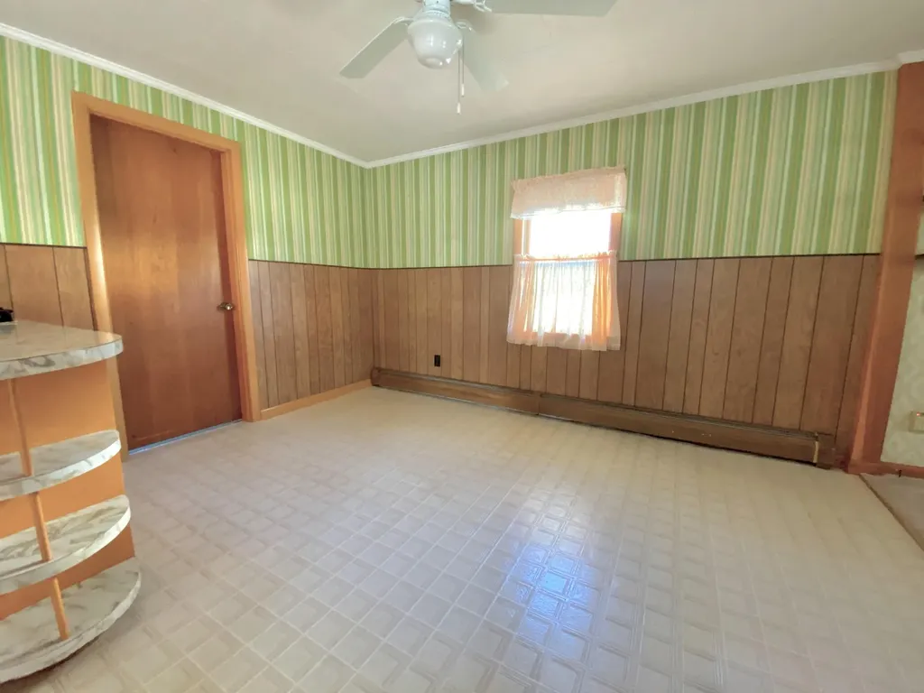27 Prescott Street Sanford ME 04073