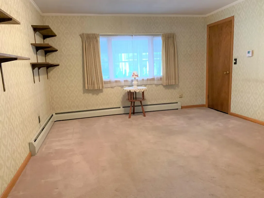27 Prescott Street Sanford ME 04073