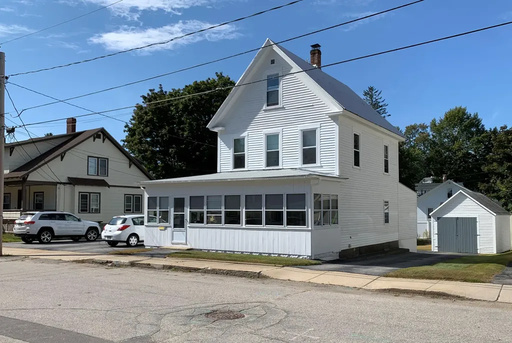 27 Prescott Street Sanford ME 04073