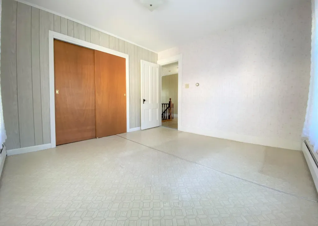 27 Prescott Street Sanford ME 04073