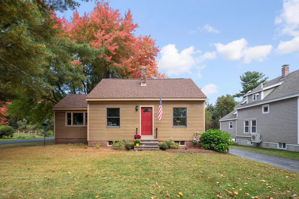 35 Summit Street Portland ME 04103