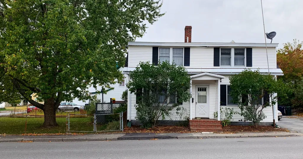 140 Hill Street Biddeford ME 04005