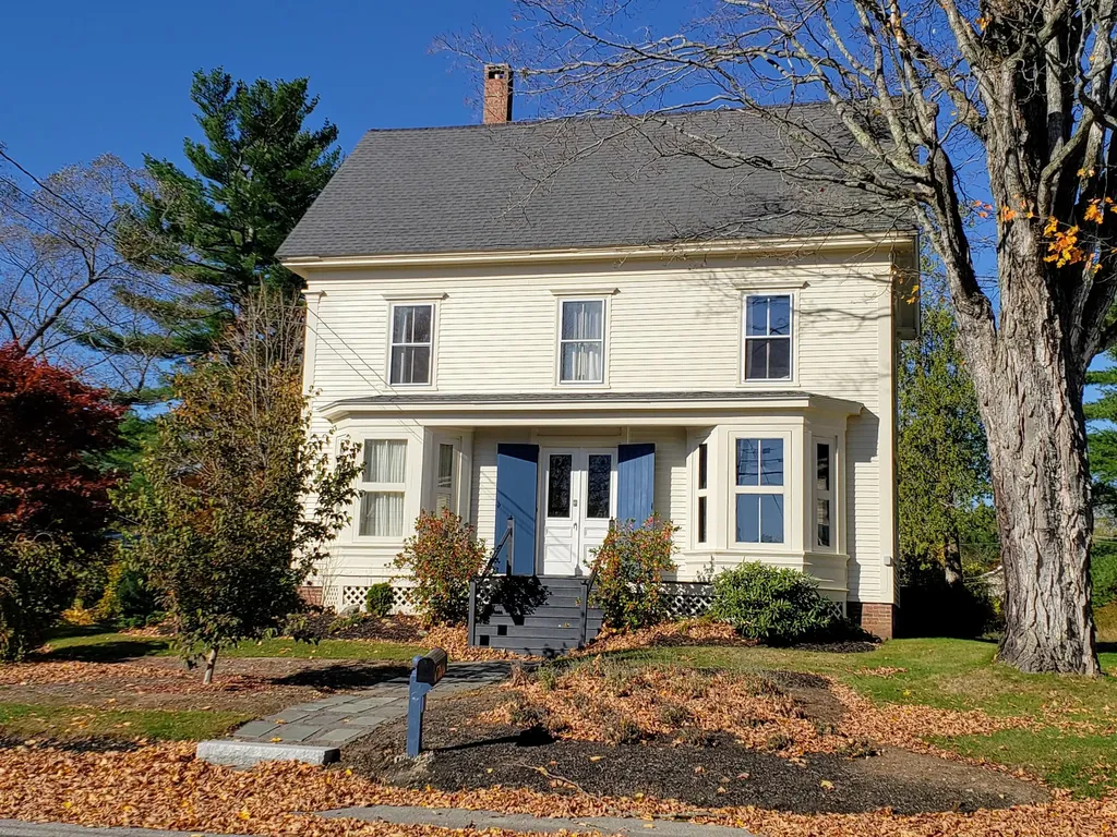 220 Front Street Richmond ME 04357