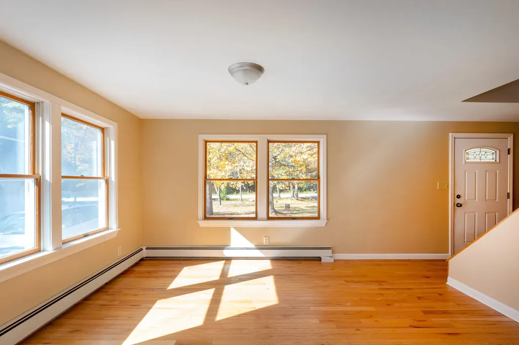 123 White Road Bowdoinham ME 04008